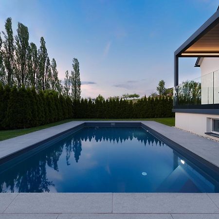 Platschberg Urban Hideaway - Stilvolles Ferienhaus Mit Pool An Der Weinstrasse Berghausen Zewnętrze zdjęcie